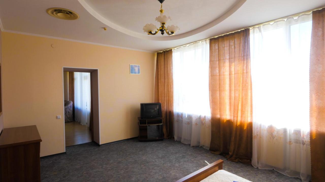 מלון Zaporizhia Pectoral On Khortytsia מראה חיצוני תמונה